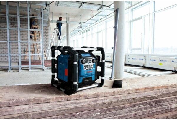 61aDGjpAMfL._AC_SL1000_ Bosch GPB18V-5CN Jobsite Radio Review Powerful Bluetooth Speaker with Hybrid Power