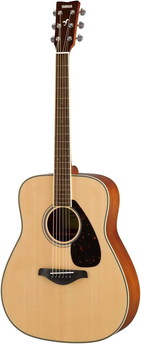 Yamaha FG820 Acoustic Guitar review exploring its solid top and rich tone