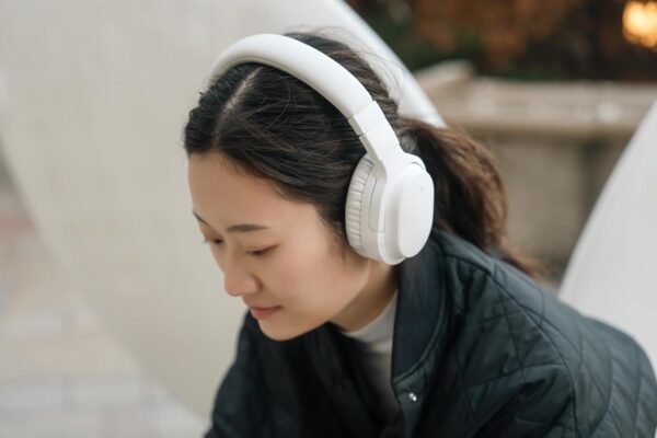 Final UX3000 Bluetooth Wireless Headphones review Hi-Fi sound and hybrid noise cancelling tested