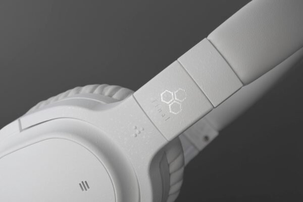 Final UX3000 Bluetooth Wireless Headphones review Hi-Fi sound and hybrid noise cancelling tested