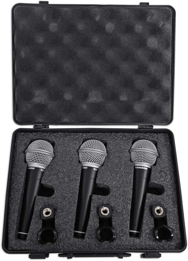 Samson R21 Dynamic Vocal Microphone Review 3-Pack with Case for Performers