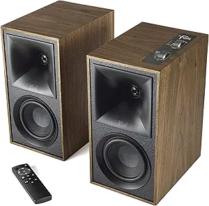 Klipsch The Fives Powered Bookshelf Speakers review high-quality sound with HDMI-ARC in Walnut