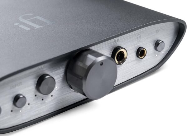 Review of iFi Zen CAN Balanced Desktop Headphone Amp for Audiophiles